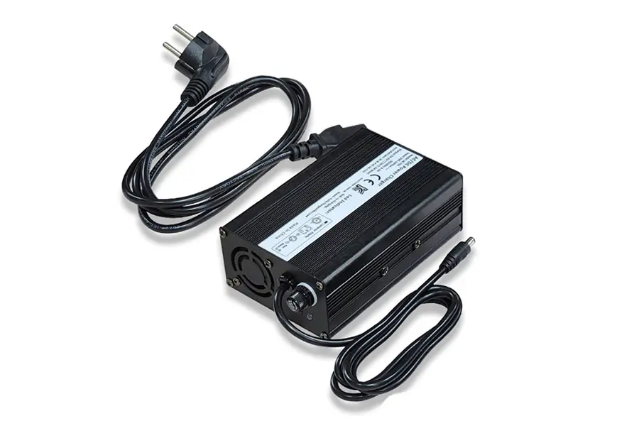 48V 6A 고속충전기 (엑스라이더 X50 옵션상품)